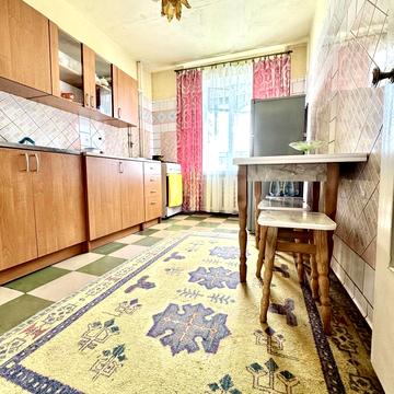 Гетьмана Петра Дорошенка вул. (Генерала Грушевого), 8
