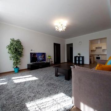 Дмитра Луценка вул. (Крейсера "Аврора"), 6