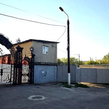 Сергіївська вул., 27