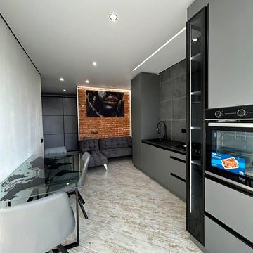 Національної Гвардії вул., 13