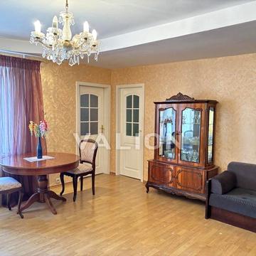 Митрофана Довнар-Запольського вул., 6