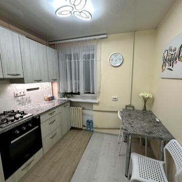 Шевченка просп., 10