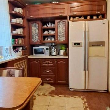 Луї Пастера вул., 183