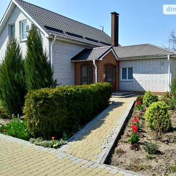 Продаж 3к Дім Центральна вулиця