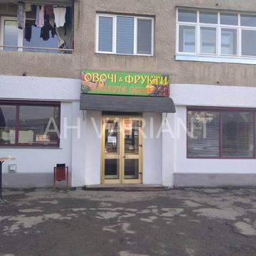 Михайла Грушевського вул., 27