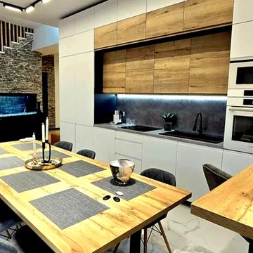 Виноградна вул., 77