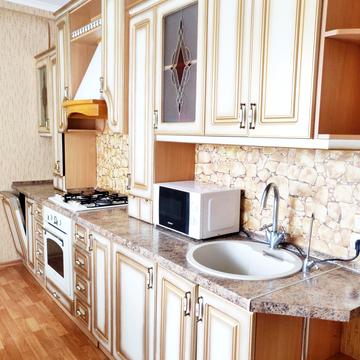 Новомістенська вул., 10