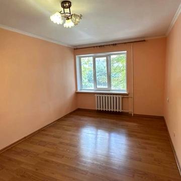 Олександра Поля просп. (Кірова), 80-А