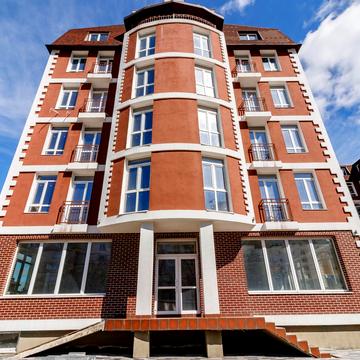 Дмитра Луценка, 2г
