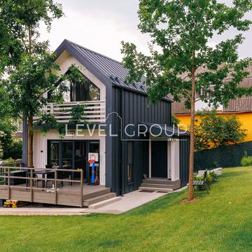 Приозерна вул.