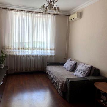 2х-кімнатна Квартира в Центрі біля ТЦ Україна