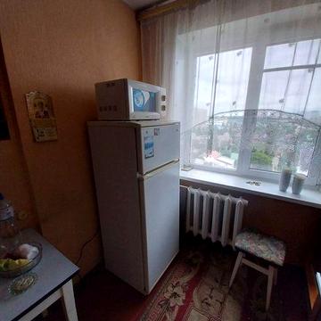 Сдам однокімнатну Дарницька площа вул.Новаторів 9