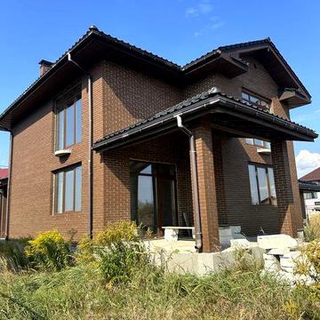 Продаж без комісіі! С.Зазимʼя,ділянка 10 соток , будинок 215 м2