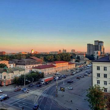 Дмитра Яворницького просп. (Карла Маркса), 100