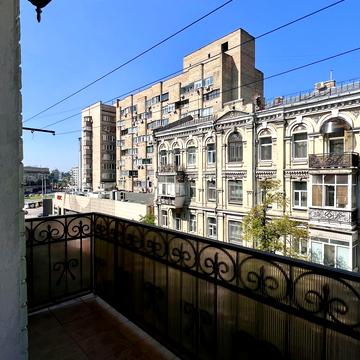 Олеся Гончара вул., 77