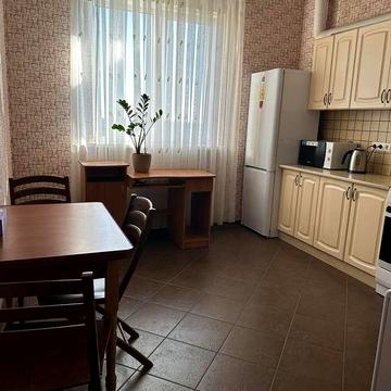 1 - кім. КВАРТИРА 51 кв.м . СРОЧНА ПРОДАЖА.