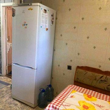 Оренда 1-к, Деснянський район, метро Лісова, вул. Мілютенка 5а