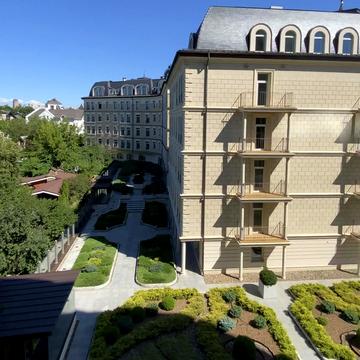 Новоселицька вул., 10