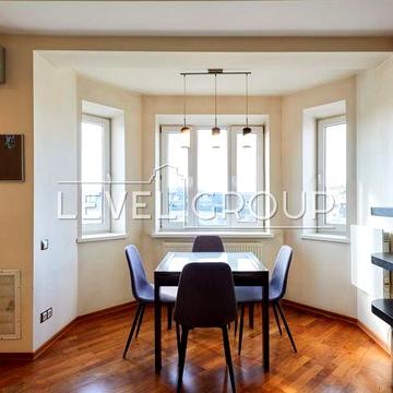 Продаж 3-к квартира з ремонтом, Подільський район