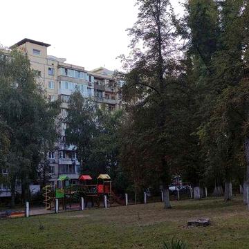 Біличі, Ушакова 12 (метро Академмістечко-Житомирська).