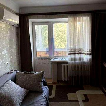 Продається 2-к пр-т Повітряних Сил 52. Чоколівка Севастопольська площа