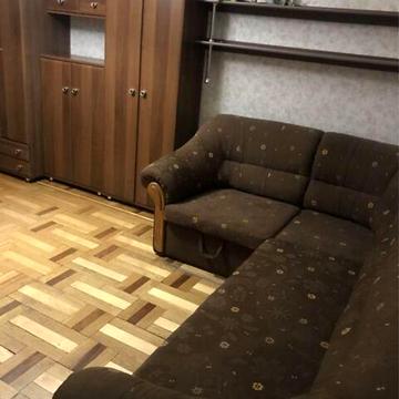 Продам 4 кімнатну Троєщина, цегляний будинок, газ, роздільні кімнати,