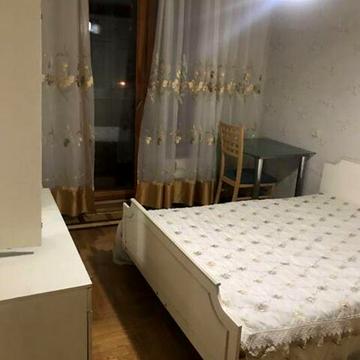 Продам 4 кімнатну Троєщина, цегляний будинок, газ, роздільні кімнати,
