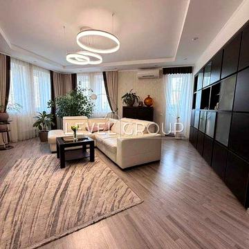 Продаж трикімнатна квартира 4 балконами 141м2 Голосіївська 13 ЖК Голосеевский