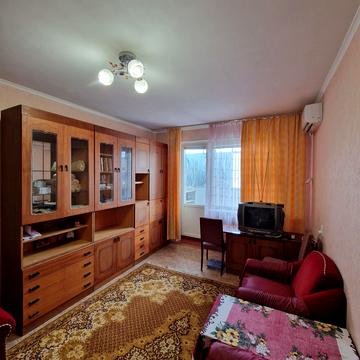 Лесі Українки просп., 48