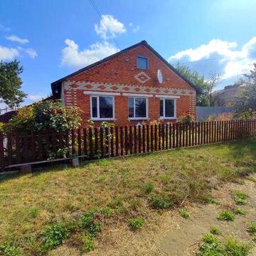 Продам будинок.Є відновлення!