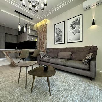 Лесі Українки бульв., 7-В