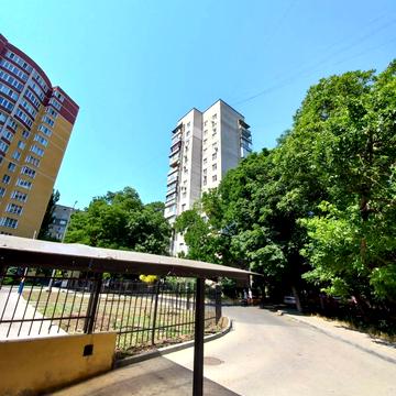 Кримська вул., 29