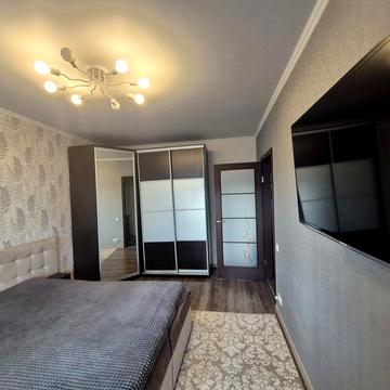 Однокімнатна квартира з ремонтом на Таїрово