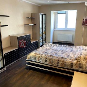 Замостянська вул. (50-річчя Перемоги), 35