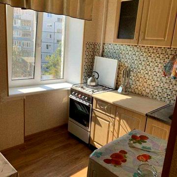 У продажу 2 к. кв. на (Пр-т Гагарина).