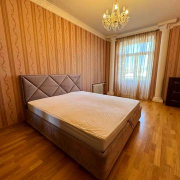 Ділова вул. (Димитрова), 6
