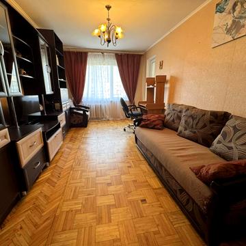 Сімї Глодан вул., 14