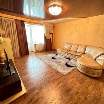 Продам 2-кімн.кв. по Небесній Сотні, 27-б, центр