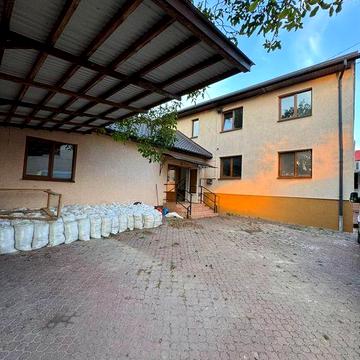 Продаж будинку, 200м до вул.Руська