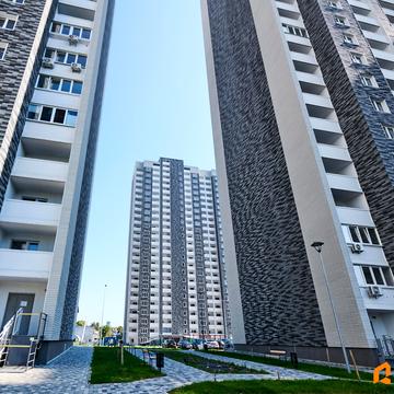 Коноплянська вул., 22