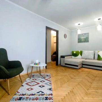 Повітряних Сил просп. (Повітрофлотський), 7