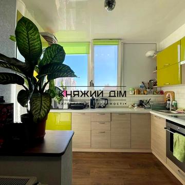 Єлизавети Чавдар вул., 34