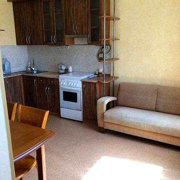 1-на ) вул.Драгоманова 14(м.Позняки), 47 м2