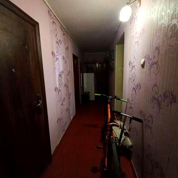 Варненська вул., 10