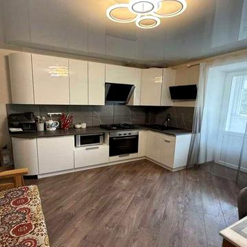 1к квартира в новобудові в Центрі, з ремонтом, в цеглі, КОТЕЛ