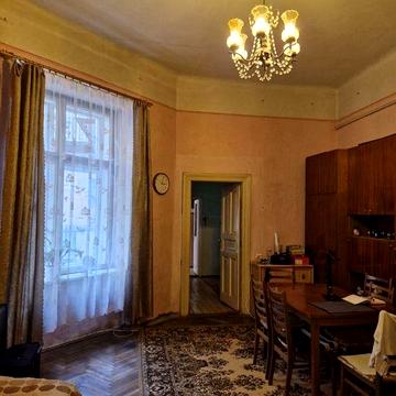 Продаж 2 кім.квартири на Степана Бандери