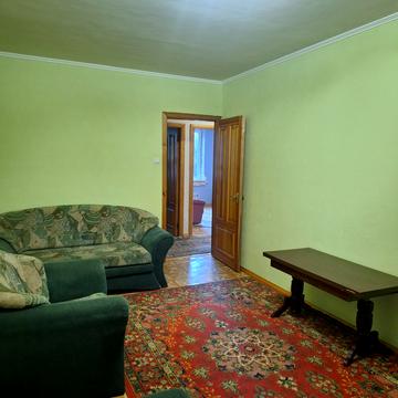 Перемоги просп., 61