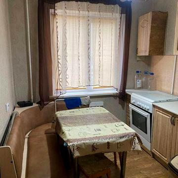 Продам квартиру 2кімнатну пр-т.Св.Кирила та Мефодія 9/9, 52м2