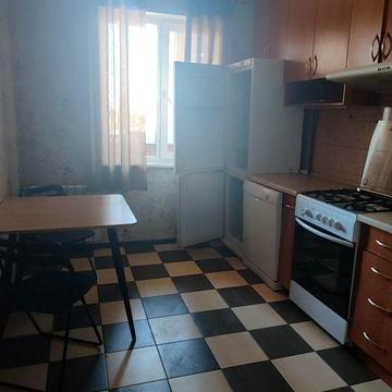 Здаю 3х кімнатну квартиру на Бизова
