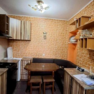 Продаж 1к Квартира Ніжинська вулиця